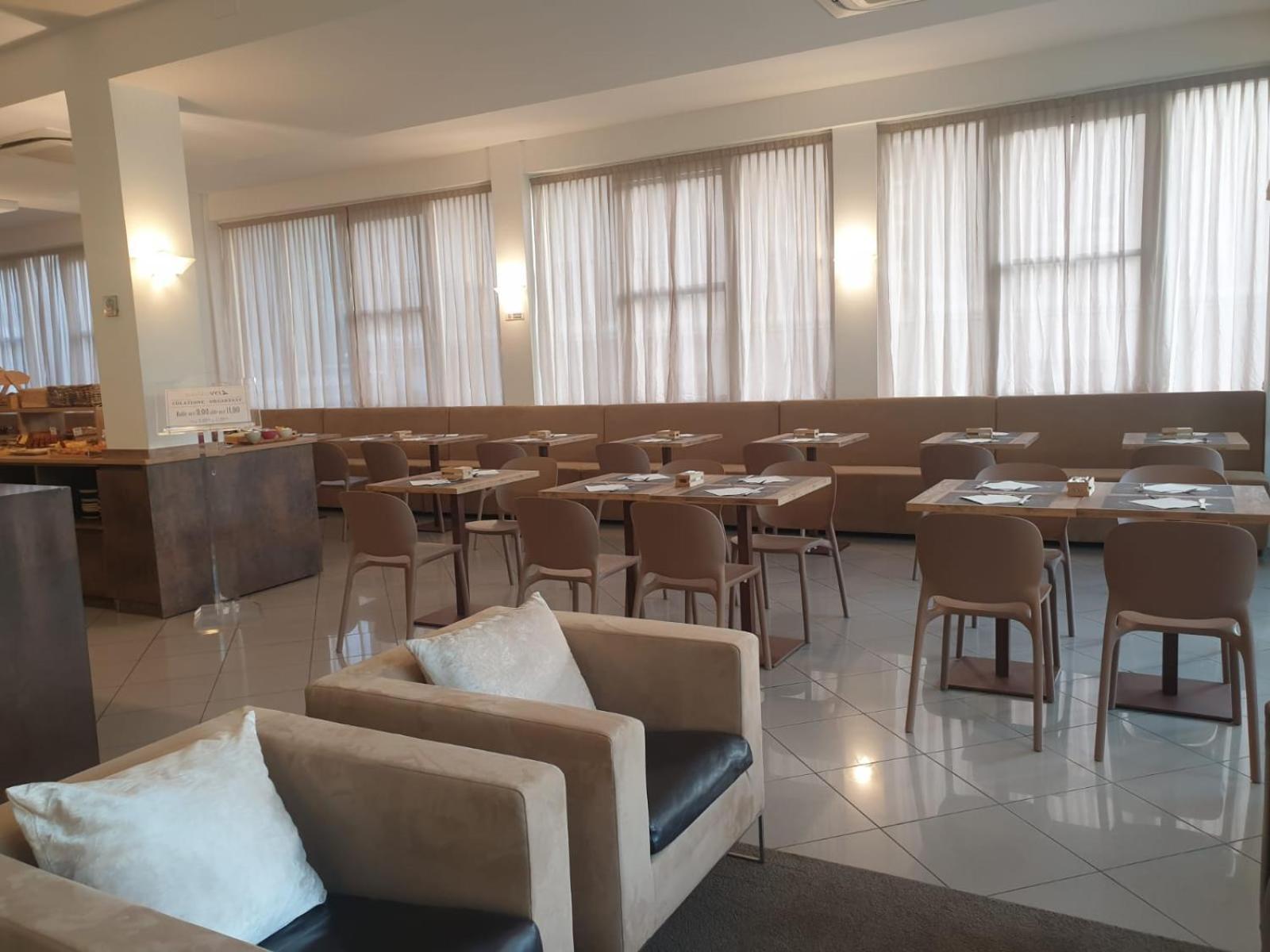 Hotel Bianca Vela Rimini Esterno foto
